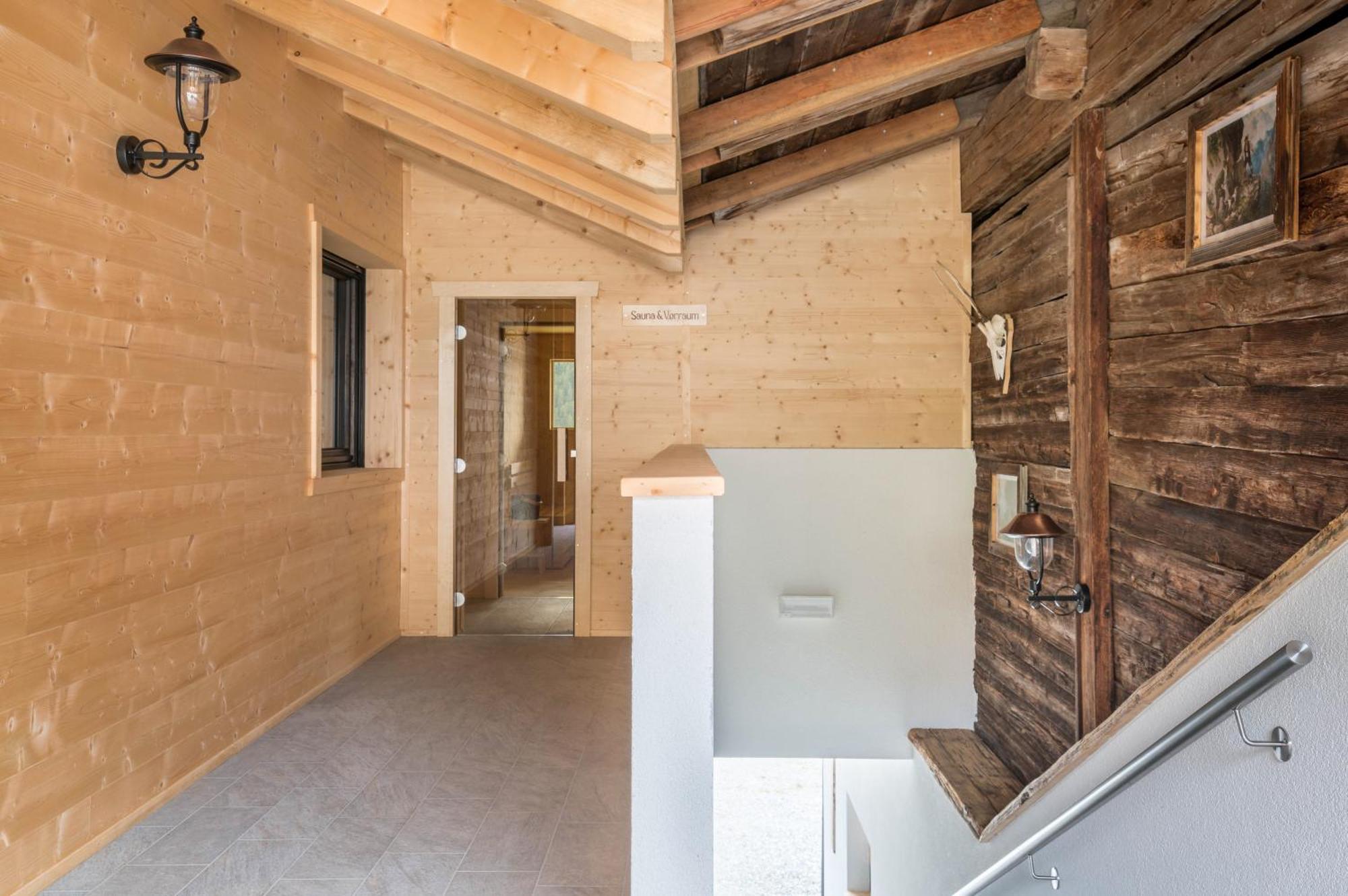 Blosegghof Bergchalets Waldblick Racines Eksteriør billede