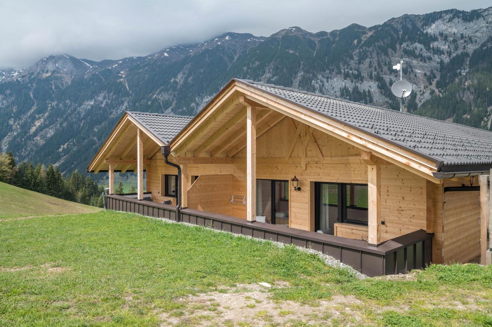 Blosegghof Bergchalets Waldblick Racines Eksteriør billede