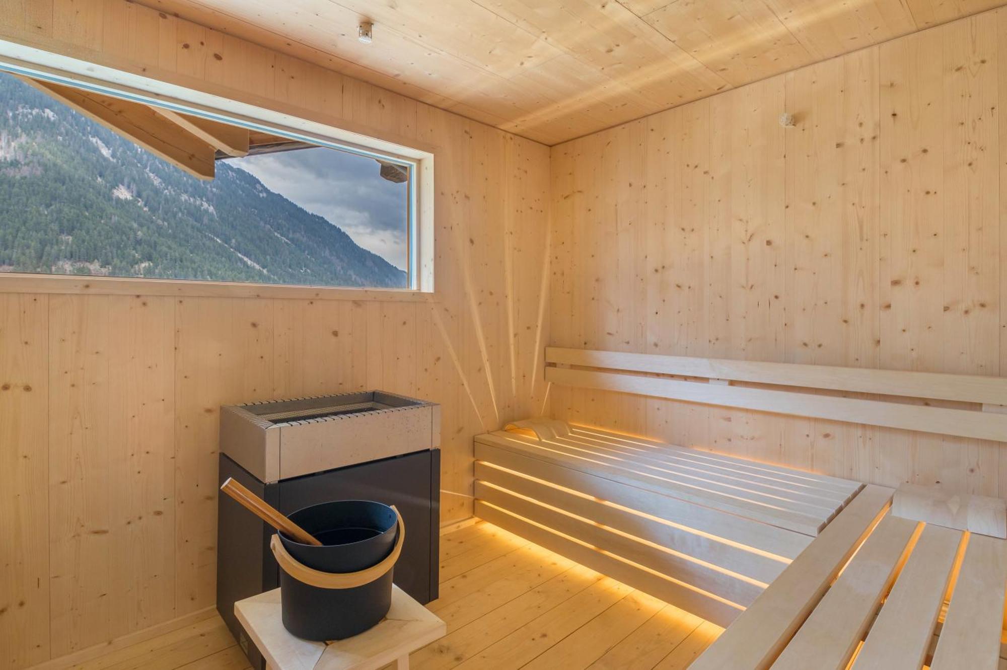 Blosegghof Bergchalets Waldblick Racines Eksteriør billede